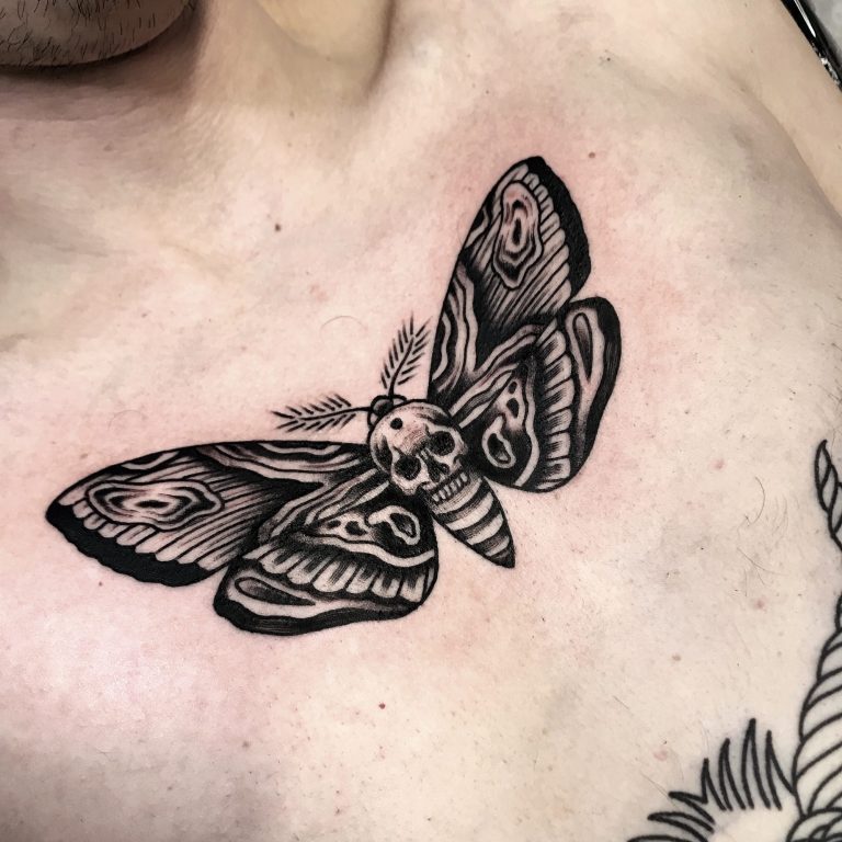 Tatuaggi bianco e nero a vasto marina, black tattoo