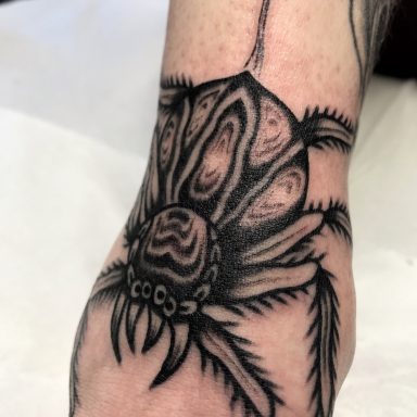 Noblank Tattoo, tatuaggio bianco e nero a vasto marina, black tattoo